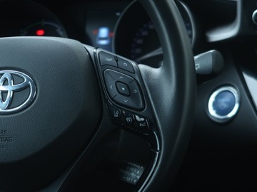 Toyota C-HR I Crossover Facelifting 1.8 Hybrid 122KM 2022 Toyota C-HR 1.8 Hybrid, Serwis ASO, Automat, zdjęcie 19