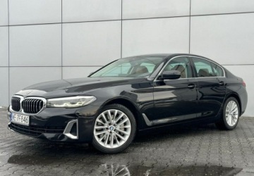 BMW Seria 5 G30-G31 Limuzyna Facelifting 2.0 530i 252KM 2022 BMW Seria 5 xDrive Automat Brazowa Skora Navi Ambiente Kamera FV23, zdjęcie 1