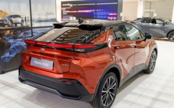 Toyota C-HR II SUV 1.8 Hybrid 140KM 2025 Toyota C-HR 1.8 Hybrid Executive 1.8 Hybryda 140KM, zdjęcie 4
