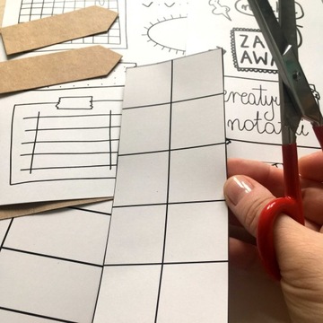 Комплект для подготовки лэпбука, А4, 2 папки, крафт, фиолетовая графика, бумага