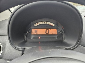 Citroen C2 1.1 i 61KM 2009 Citroen C2 1,1 benzyna 60KM, zdjęcie 13