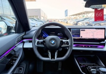 BMW Seria 5 G90-91 2025 BMW Seria 5 I wlasciciel M Pro Pakiet Hak Gwarancja Bezwypadkowy FVAT, zdjęcie 33