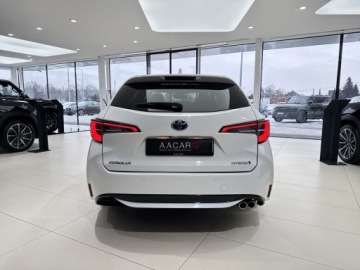 Toyota Corolla XII TS Kombi Facelifting 2.0 Hybrid Dynamic Force 196KM 2022 Toyota Corolla Comfort + Tech + Style / LED / Podg, zdjęcie 2