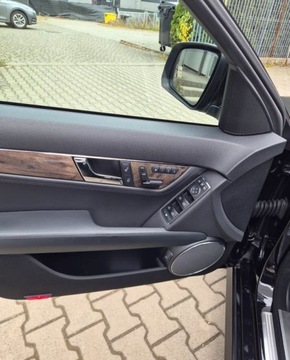 Mercedes Klasa C W204 Limuzyna AMG 63 AMG 457KM 2009 Mercedes-Benz Klasa C C63 AMG Japonia bezwypadkowy piekny stan 6.2 Benzyna, zdjęcie 17