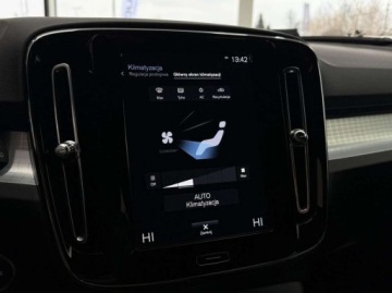 Volvo XC40 Crossover Plug-In Facelifting 1.5 T4 211KM 2022 Volvo XC 40 T4 Start Plug In Kamera cofania Ambiente Nawigacja CarPlay, zdjęcie 32