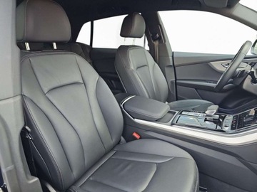 Audi Q8 SUV 3.0 45 TDI 231KM 2025 Audi Q8 kamery 360, head up, hak, matrixy, aktywny tempomat 3.0 Diesel, zdjęcie 21