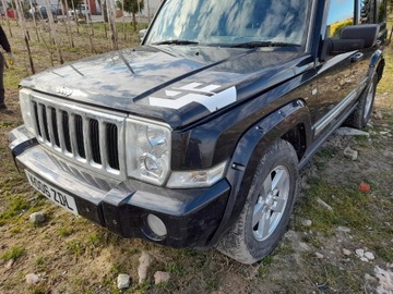 JEEP COMMANDER VÍKO KUFRU ZADNÍ MOC PĚKNÝ W BARVA