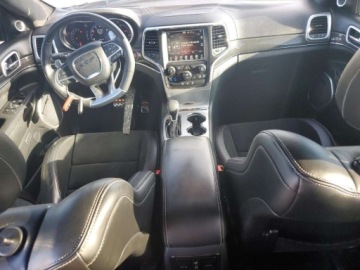 Jeep Grand Cherokee IV 2016 Jeep Grand Cherokee 2016 JEEP GRAND CHEROKEE SRT-8 6.4 Benzyna 294KM, zdjęcie 7