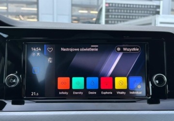 Volkswagen Golf VIII Variant 1.5 TSI 130KM 2021 Volkswagen Golf Variant Variant Life, ACC, Ladowarka indukcyjna, Ambiente,, zdjęcie 28