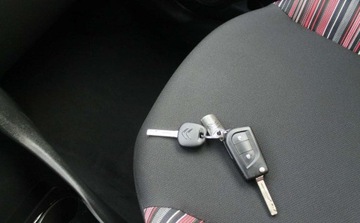 Citroen C1 II Hatchback 5d 1.0 VTi 72KM 2018 Citroen C1 Benzyna 72KM, zdjęcie 19