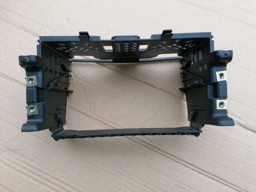 AUDI A6 C5 RAMKA KIESZEŃ RADIA 4B0858075C