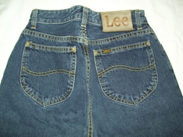 Krótkie spodnie niebieskie -LEE VIRGINIA -r.29-31
