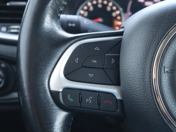 Jeep Renegade SUV 1.4 MultiAir 140KM 2016 Jeep Renegade 1.4 MultiAir, Salon Polska, zdjęcie 16