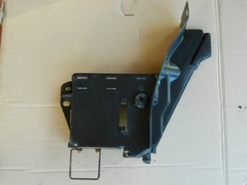 КРЕПЛЕНИЕ ПЛАСТИКОВОЙ НАЛИВКИ YAMAHA DT 125 1996 г.в.