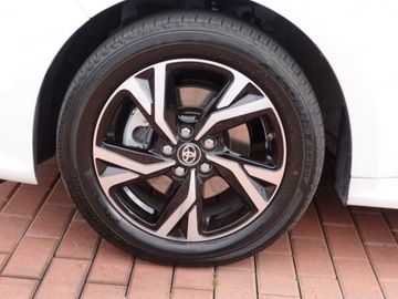 Toyota Yaris IV Hatchback Facelifting 1.5 Hybrid Dynamic Force 116KM 2025 Style 1.5 Hybrid 116KM | Podgrzewane fotele!, zdjęcie 17