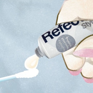 RefectoCil бесцветный гель для укладки бровей.