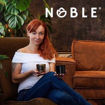 Большая ароматическая соевая свеча Cedar Candle NOBLE