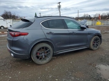 Alfa Romeo Stelvio SUV Facelifting 2.0 Turbo 280KM 2021 Alfa Romeo Stelvio 2021 ALFA ROMEO STELVIO TI 2.0 Benzyna 280KM, zdjęcie 3