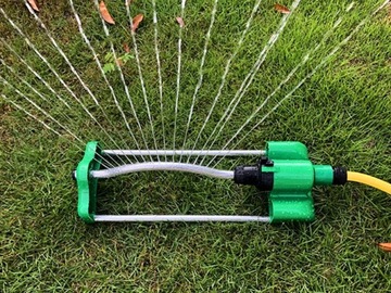 КАЧАЮЩИЙСЯ СПРИНКЕР САДОВЫЙ СПРИНКЕР КАЧАЮЩИЙСЯ САДОВЫЙ до 350 м2