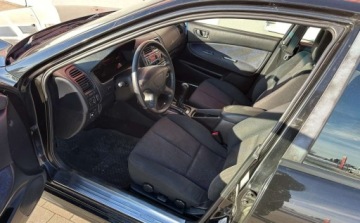 Mitsubishi Galant VIII 2002 Mitsubishi Galant 2.5 BenzynaLPG 161KM, zdjęcie 17