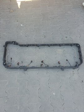 POKRYWA ZAWORÓW WIĄZKA WTRYSKÓW RENAULT GAMA T 460