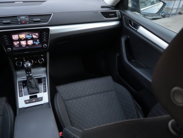 Skoda Superb III Kombi Facelifting 2.0 TSI 190KM 2021 Skoda Superb 2.0 TSI, Salon Polska, 1. Właściciel, zdjęcie 7