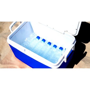 МАЛЕНЬКИЙ ПОРТАТИВНЫЙ МИНИ-ХОЛОДИЛЬНИК С ОХЛАЖДЕНИЕМ 24 Л