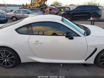 Toyota 2023 Toyota GR86 2023r, GR86, 2.4L 2.4 Benzyna 228KM, zdjęcie 3