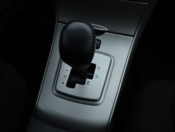 Toyota Corolla X Sedan 1.4 D-4D 90KM 2008 Toyota Corolla 1.4 D-4D, Salon Polska, Automat, zdjęcie 15