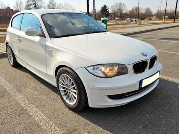 BMW Seria 1 E81/E87 2009 BMW Seria 1 E87 - 2.0 - 116d - 116KM - CLIMATRONIC - MAŁY PRZEBIEG -IDEALNA, zdjęcie 12