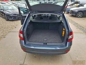 Skoda Octavia III Kombi Facelifting 1.6 TDI 115KM 2019 Skoda Octavia 1,6 TDI DSG navi alu kamera grz.fot elektryka oplacony 1.6, zdjęcie 27