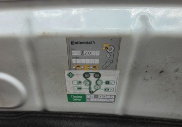 Volvo V40 II Cross Country D3 150KM 2013 Volvo V40 R-DESIGN D3 2,0 R5 150KM Automat 2.0 Diesel 150KM, zdjęcie 27