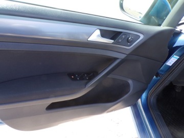 Volkswagen Golf VII Hatchback 3d 1.6 TDI-CR DPF 105KM 2013 VOLKSWAGEN GOLF VII 1.6 TDI Z NIEMIEC ZAREJESTROWANY, zdjęcie 12