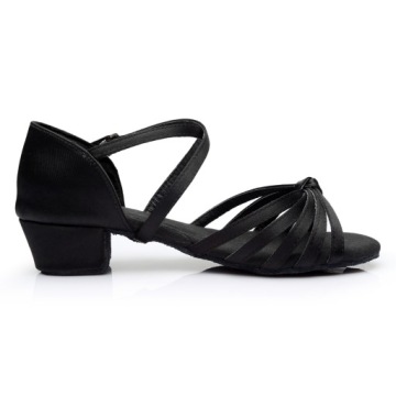 ДЕТСКАЯ ТАНЦЕВАЛЬНАЯ ОБУВЬ ДЛЯ ЛАТИНО, ЧЕРНАЯ 3СМ 27