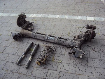 ZAWIESZENIE TYLNE BELKA OŚ RENAULT MEGANE IV 4 HB