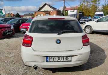 BMW Seria 1 F20-F21 Hatchback 5d 116d 116KM 2015 BMW Seria 1 2015r, 2.0 Diesel. Uszkodzony prawy przod. Jezdzi. 2.0 Diesel, zdjęcie 17