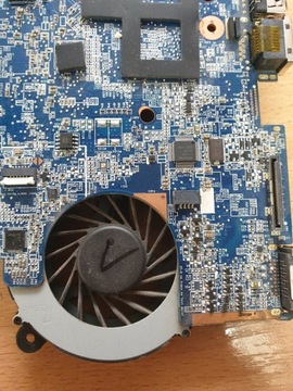 Материнская плата DA0AX2MB6E1 HP Compaq CQ56 повреждена