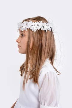 WIANEK KOMUNIJNY Z KWIATKAMI I PEREŁKAMI