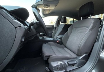 Volkswagen Arteon Fastback 2.0 TDI 150KM 2020 Volkswagen Arteon Essence Pakiety, ACC, Kamera, Podgrzewane 4 fotele i ki, zdjęcie 6