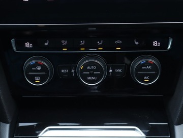 Volkswagen Arteon Fastback 2.0 TSI 190KM 2017 VW Arteon 2.0 TSI, Salon Polska, Automat, Skóra, zdjęcie 18