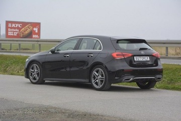 Mercedes Klasa A W177/V177 Hatchback 1.3 180 136KM 2019 Mercedes A 180 1.3 AMG full led nawi kamera Androi, zdjęcie 4