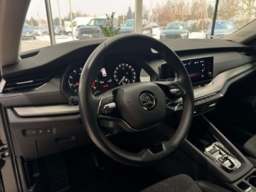 Skoda Octavia IV Liftback 1.5 TSI EVO 150KM 2024 Skoda Octavia Ambition Podgrzewana szyba Kamera cofania CarPlayAndroid, zdjęcie 6