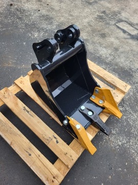 Łyżka kopiąca 30cm przedsiębierna do koparki JCB 8014 8015 8016 8018 8018