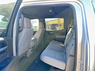 Chevrolet Silverado II 2021 Chevrolet Silverado 2021 CHEVROLET SILVERADO K1500 LT 5.3 Benzyna 355KM, zdjęcie 11