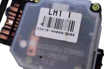 HYUNDAI H-1 PŘEPÍNAČ SMĚROVKA 2012 LHD