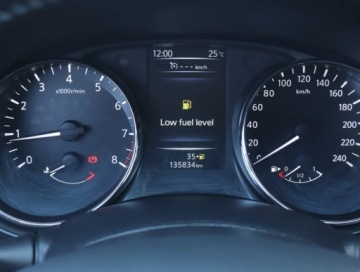 Nissan Qashqai II Crossover 1.2 DIG-T 115KM 2014 Nissan Qashqai 1.2 DIG-T, Salon Polska, Navi, zdjęcie 10
