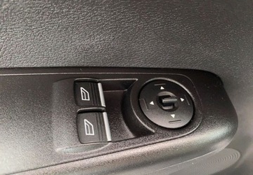 Ford Tourneo Courier I Mikrovan 1.5 TDCi 95KM 2017 Ford Tourneo Courier Ford Tourneo Courier 1.5 TDCi SampS Titanium 1.5, zdjęcie 16