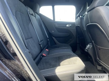 Volvo XC40 Crossover Facelifting 2.0 B3 163KM 2024 Volvo XC 40 XC40 B3 Plus Dark Pakiet Driver Assist, zdjęcie 9