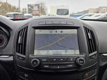 Opel Insignia I Sports Tourer Facelifting 2.0 CDTI ECOFLEX 140KM 2014 Opel Insignia 2.0 CDTI 140 KM, Lift, Xenon, LED,, zdjęcie 19