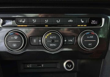 Volkswagen Tiguan II SUV 1.4 TSI 150KM 2017 Volkswagen Tiguan dsg navi PERFEKCYJNY bezwypadkowy virtual FULL LED, zdjęcie 29